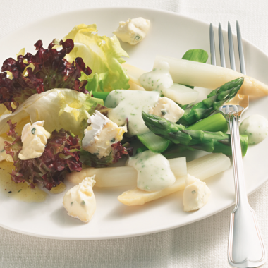 Bildmotiv für Salade d’asperges au CAMBOZOLA et vinaigrette à la pomme de terre