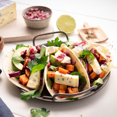 Bildmotiv für Feuilletés de CAMBOZOLA à la confiture de fruits rouges